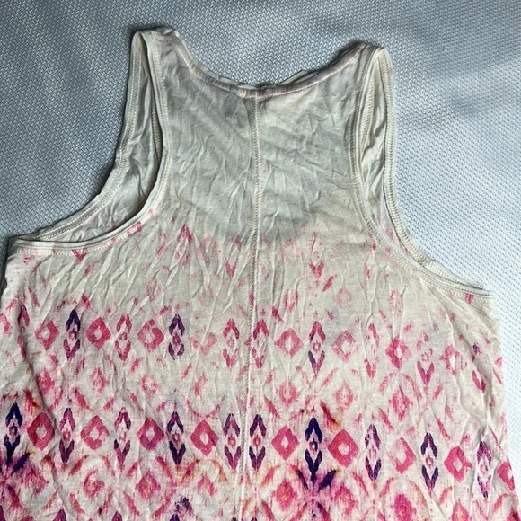 ~3 for $20~ AKEMI + KIN racerback tank top - Picture 6 of 7